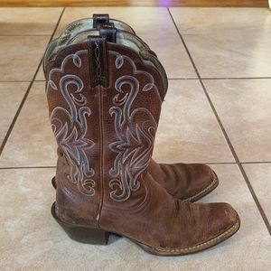 Ariat Women's Legend Western Oiled Squared Boots